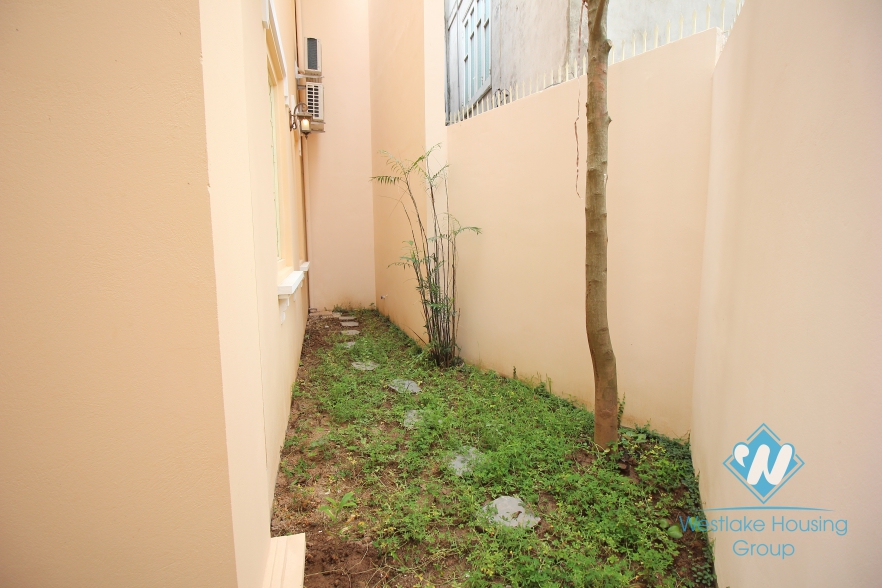 Beautiful house for rent near Lotte center, Ba Dinh, Ha Noi